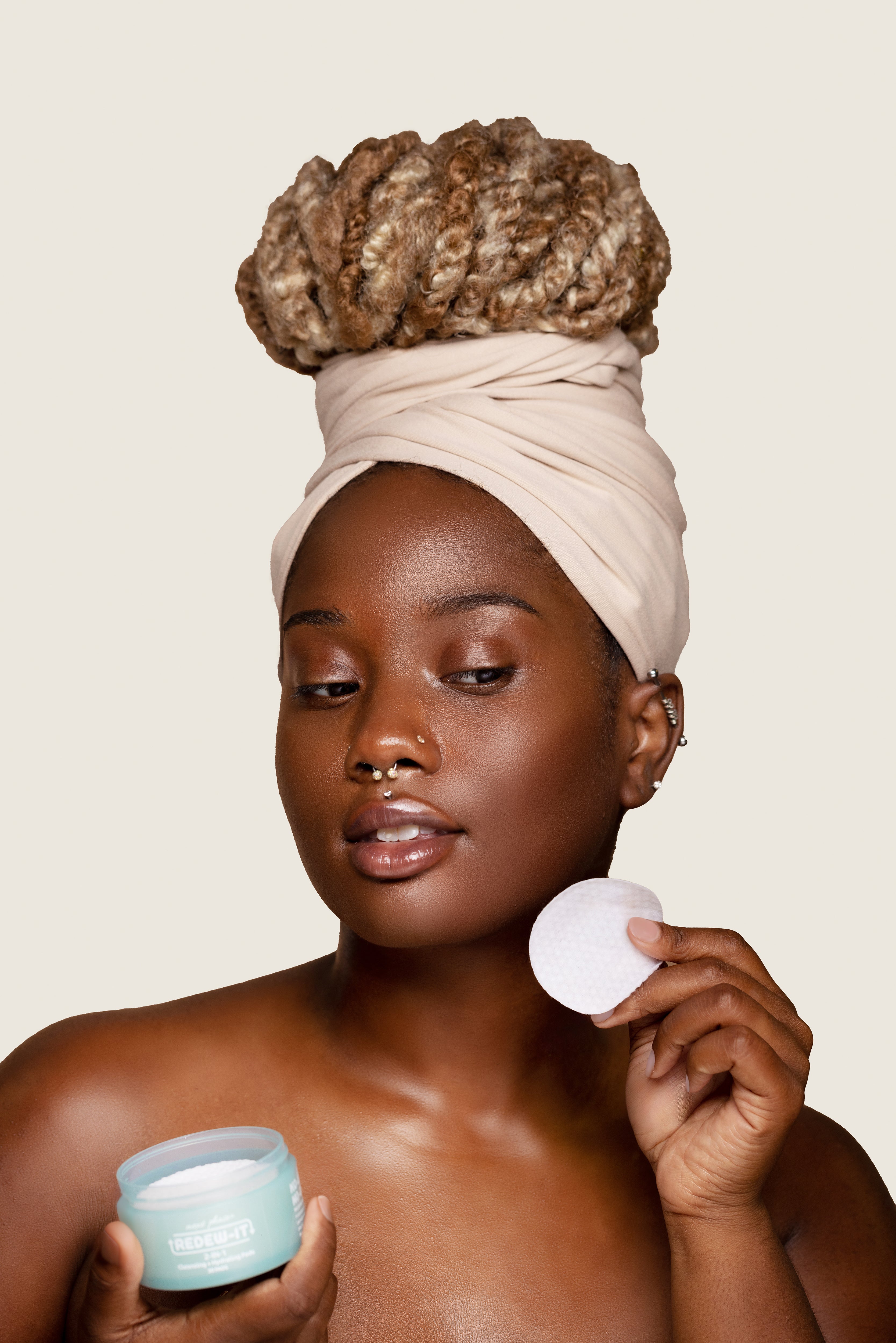 2 in 1 Cleansing & Hydrating Pads